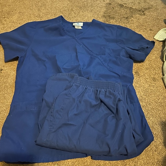 Blue medium scrubs - Picture 2 of 2
